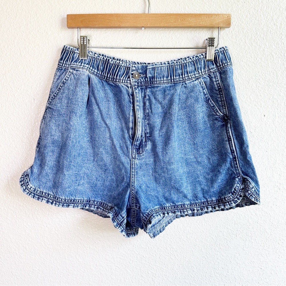 American Eagle Outfitters Light Blue Denim Jean Shorts